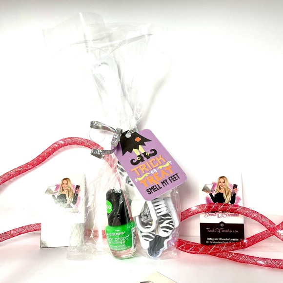 “Trick Or Treat Smell My Feet” pedicure package with nail polish and gift tag. - Picture 3 of 4